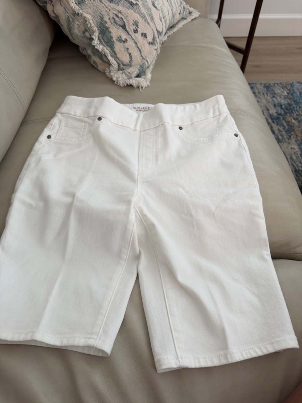 Chico's White Slim Bermuda Shorts with Subtle Pocket Detail